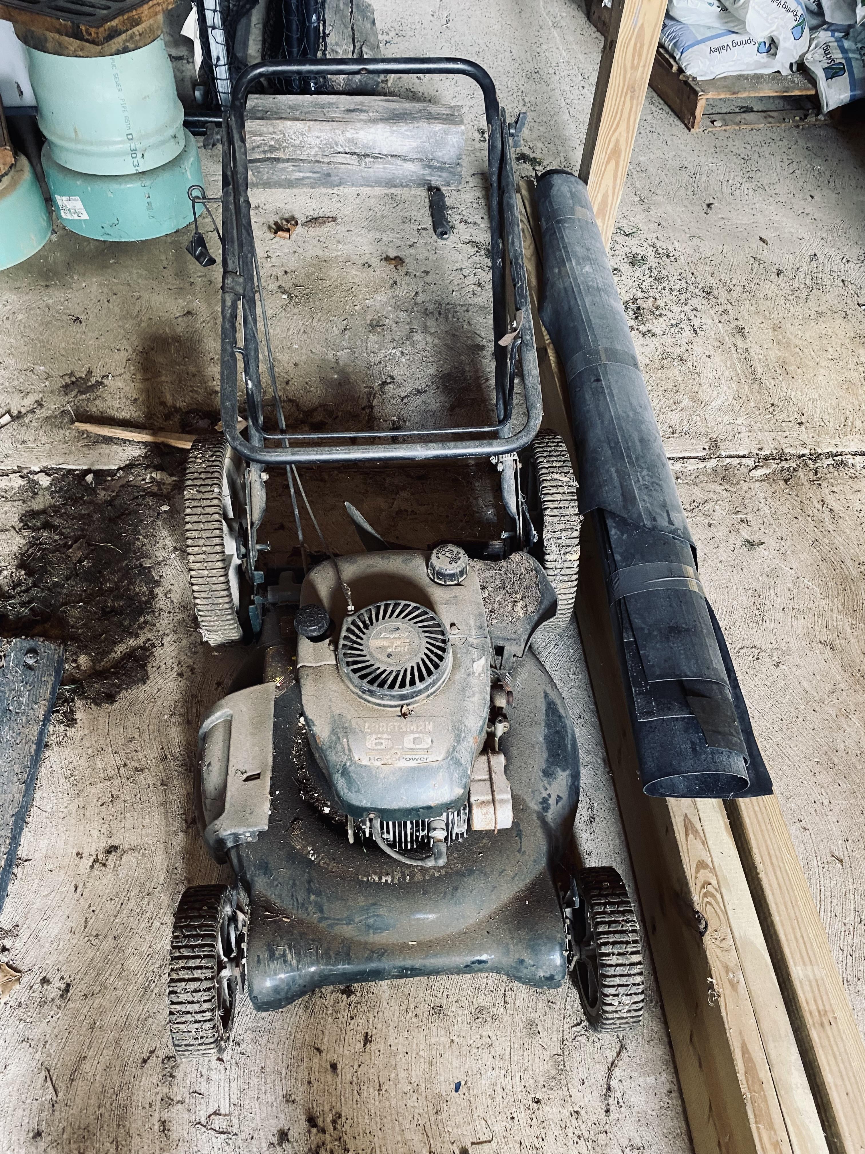 Craftsman Push Mower ( no reserve As Is)